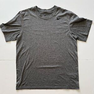 Nike Short Sleeve Crew Tee in Charcoal Gray